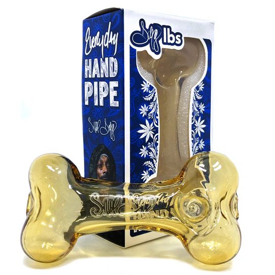 Snoop Dogg gouden handpijp in botvorm van DOGG LBS, 4 inch spoon pipe met glanzende afwerking