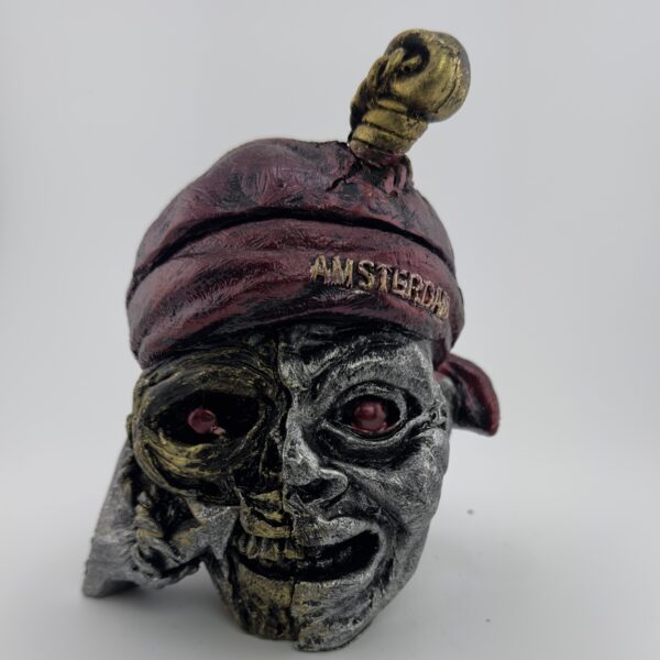 Amsterdam Skull Asbak met rode muts,